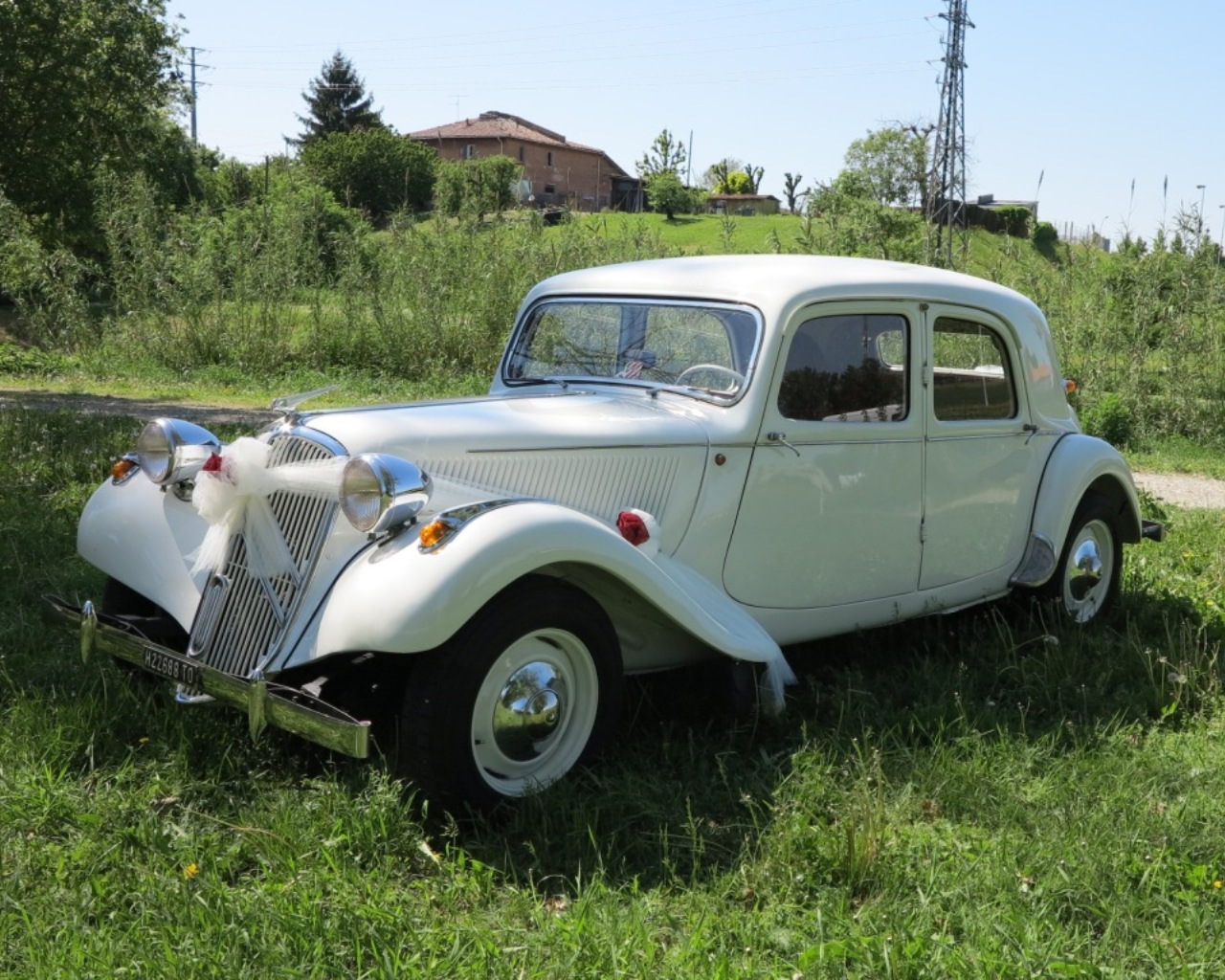 Citroen Traction Avant - vettura nuziale - vettura per matrimonio